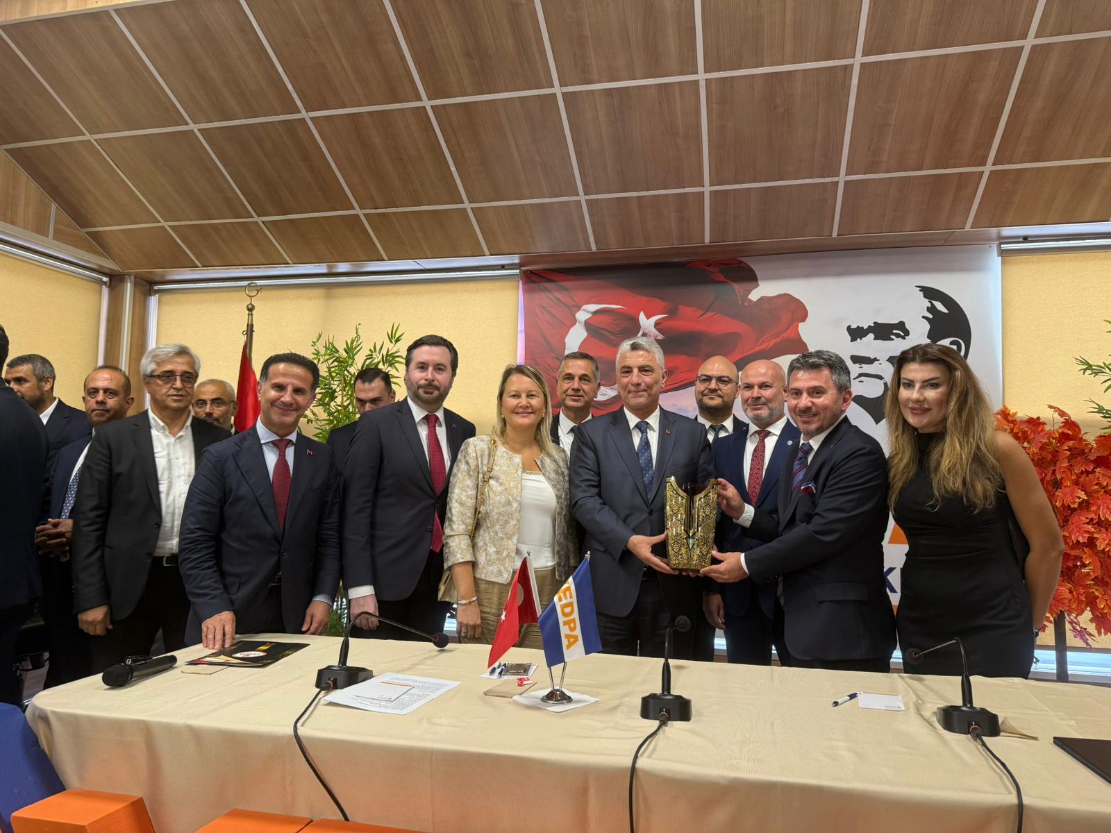 Bakan Ömer Bolat, Otomotiv Satış Sonrası Sektörüyle Bir Araya Geldi, Açık İletişim Umut Verdi